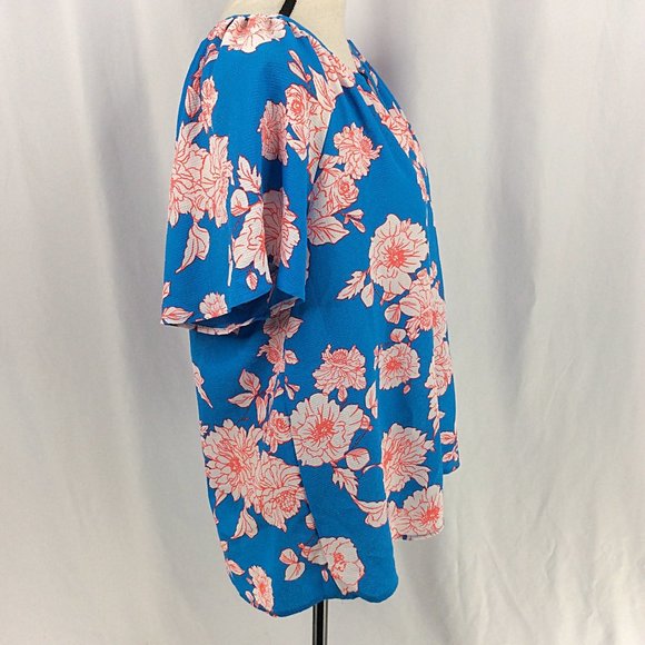 NWOT Studio B by Bobeau Top Womens Size XL Floral V-Neck Short Sleeve Flowy - Picture 2 of 7